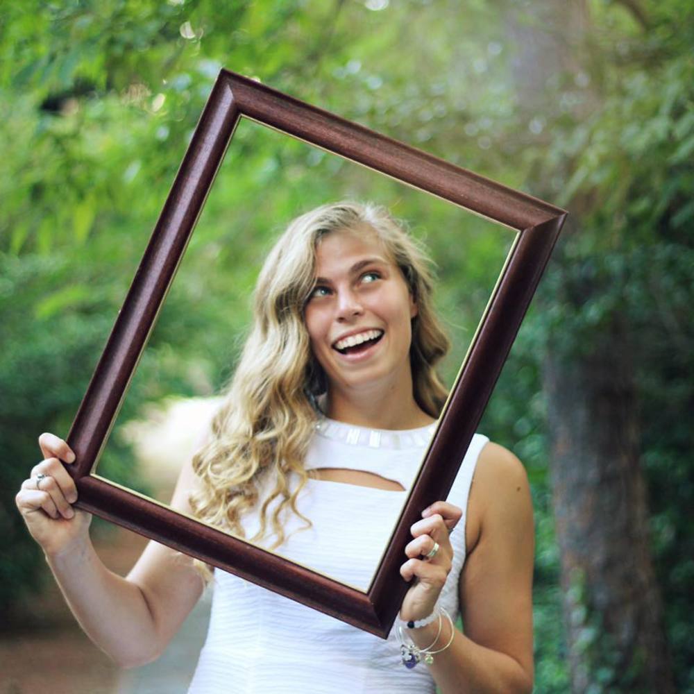 Meet your Posher, Camille